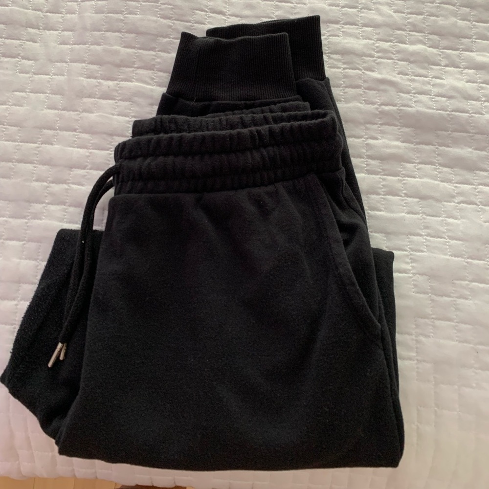 Garage joggers